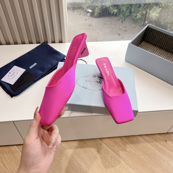 Prada French bun half mop square silk slippers - Picture 7 of 9